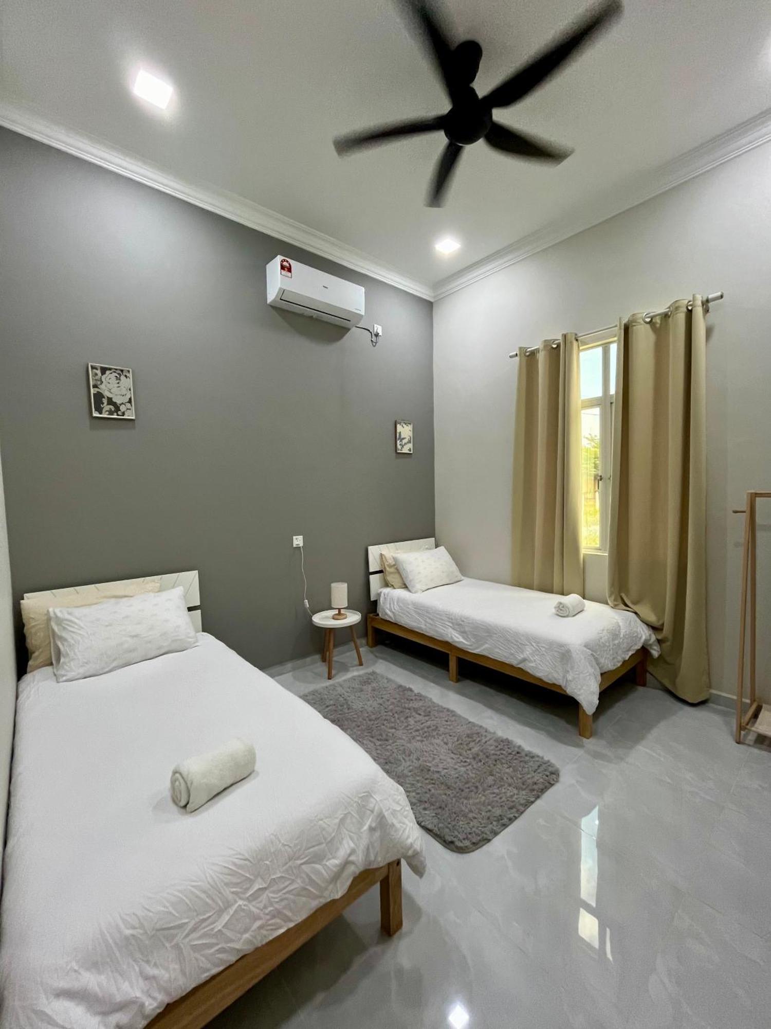 The Broms Villa Kuala Terengganu Eksteriør bilde