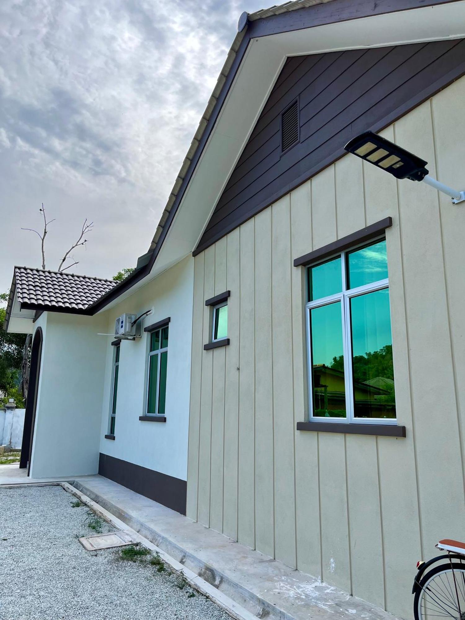 The Broms Villa Kuala Terengganu Eksteriør bilde